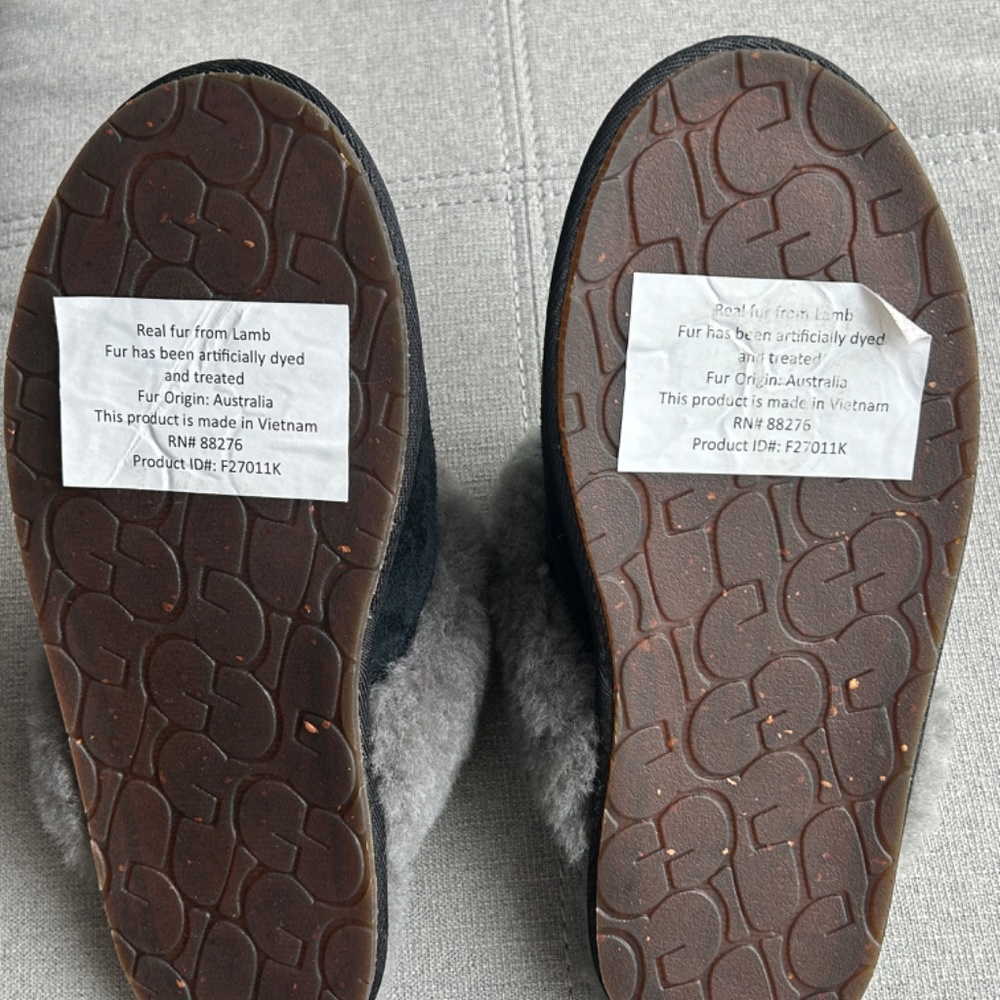 NEW UGG Slippers - Picture 3 of 3